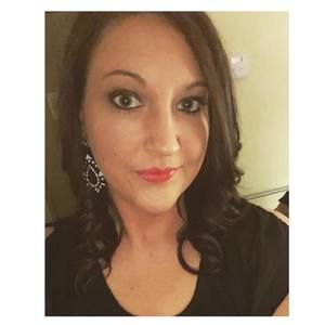 Meet your Posher, Vikki